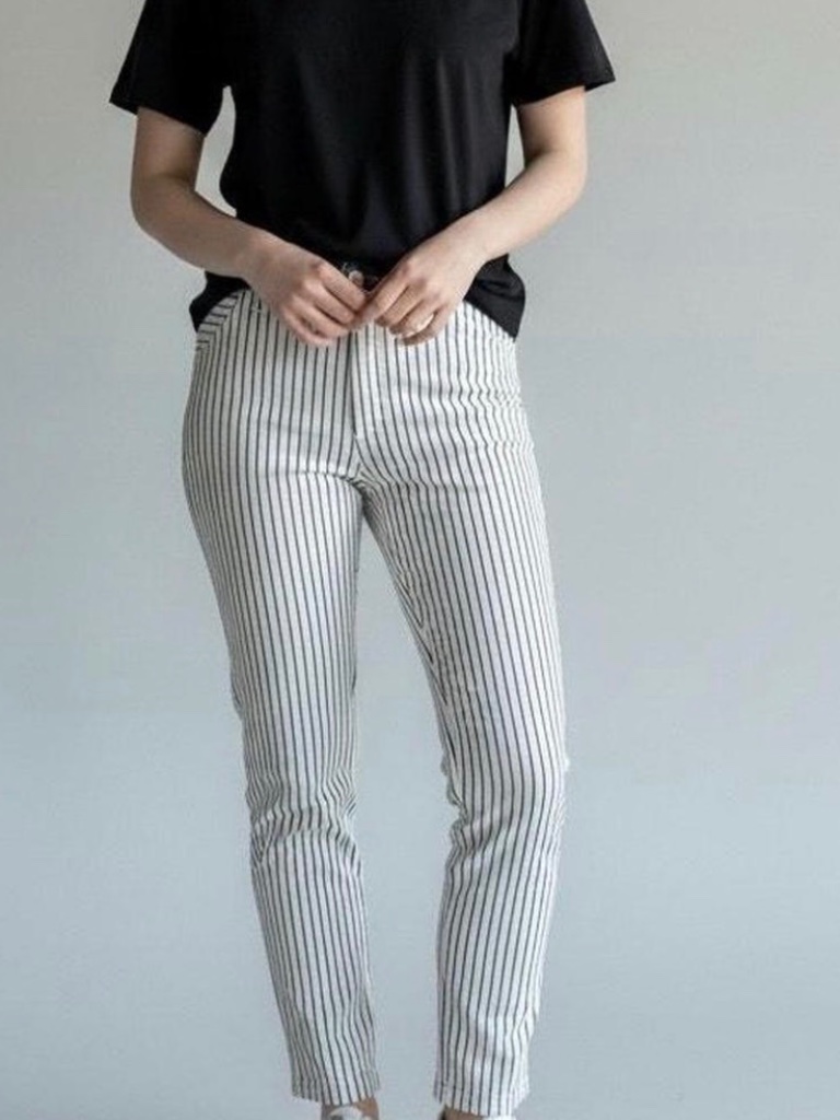 Gap Girlfriend Chino Blue And White